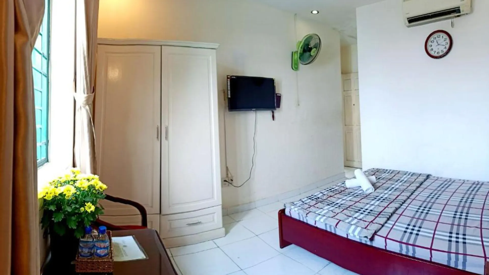 Lan Anh Hotel Ho Chi Minh City 2*,  Vietnam